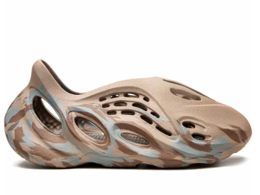 Yeezy Foam MX Sand Grey