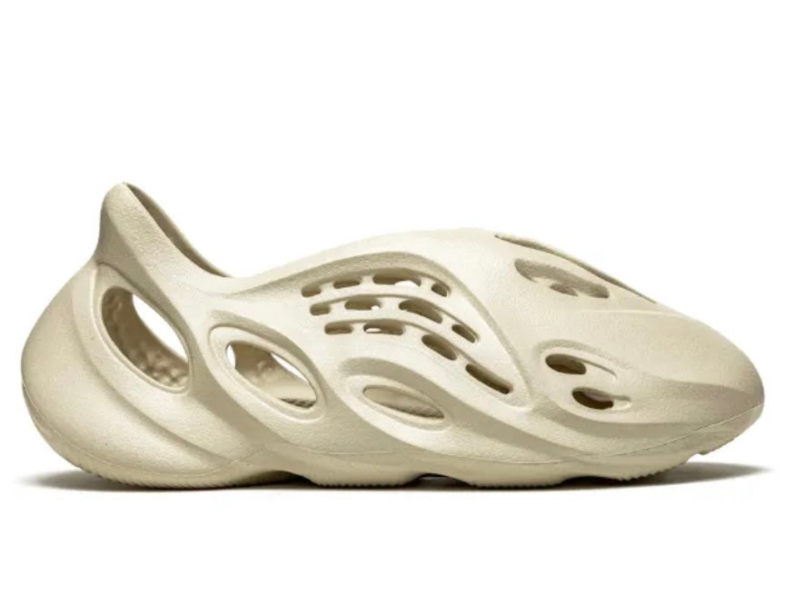 Yeezy Foam RNNR