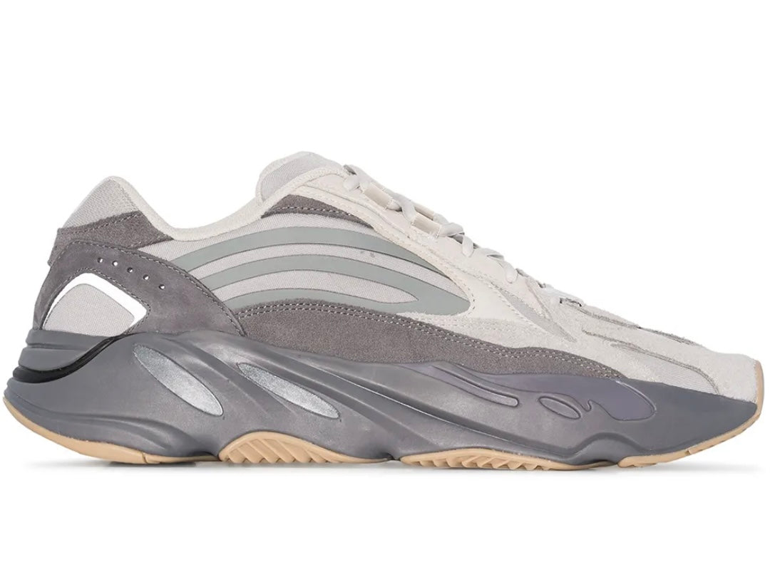 Yeezy 700 V2 “Tephra”
