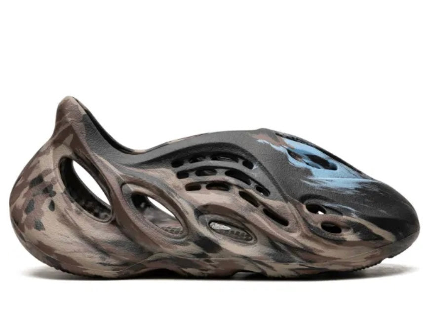 Yeezy Foam RNNR MX Cinder