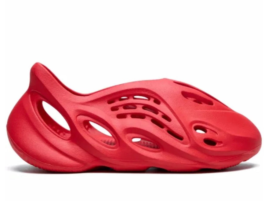 Yeezy Foam RNNR Vermillion
