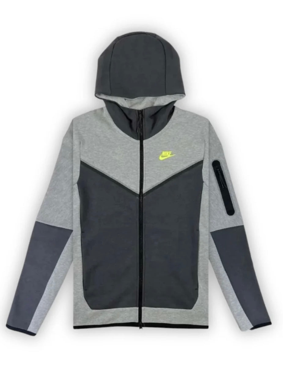 Nike Tech Tracksuit