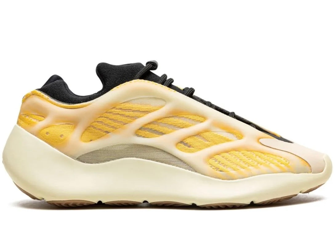 Yeezy 700 V3 “Safflower”