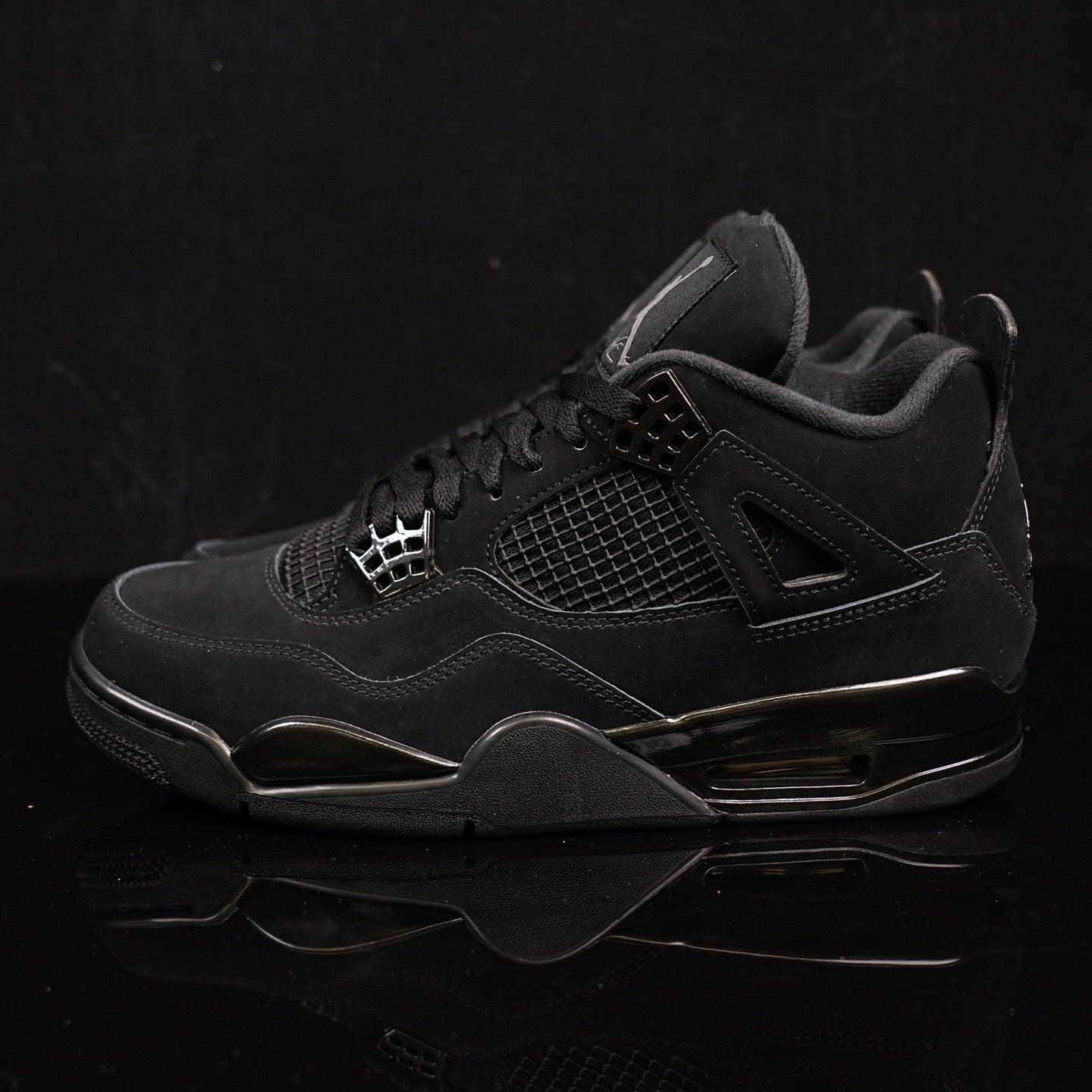 Air Jordan 4 Black Cat