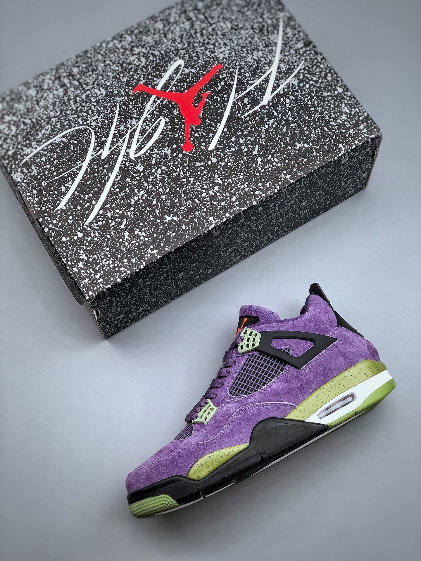 Air Jordan 4 Canyon Purple