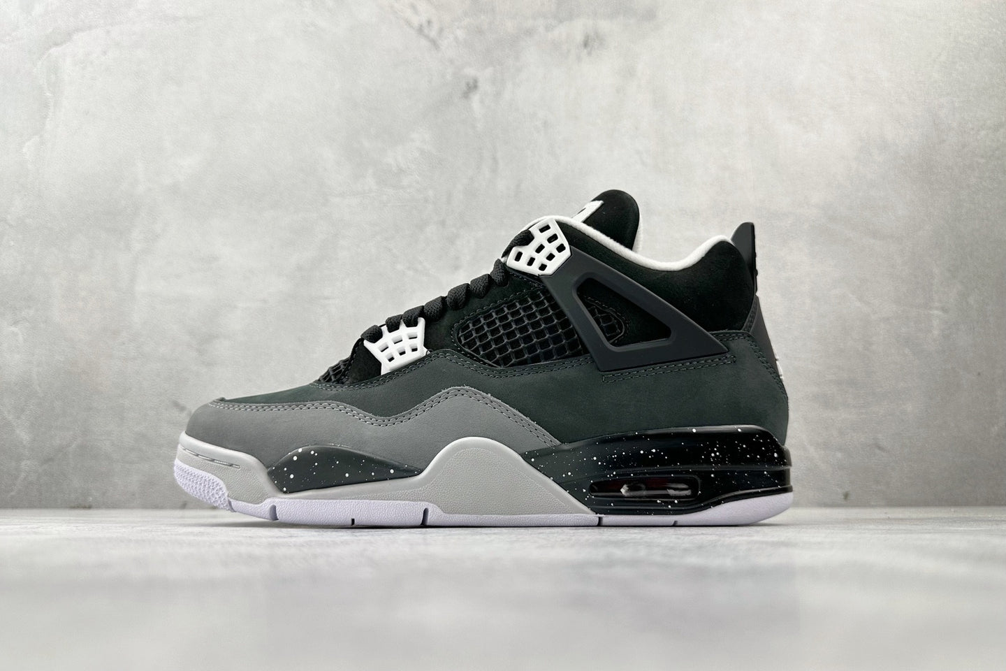 Air Jordan 4 Fear