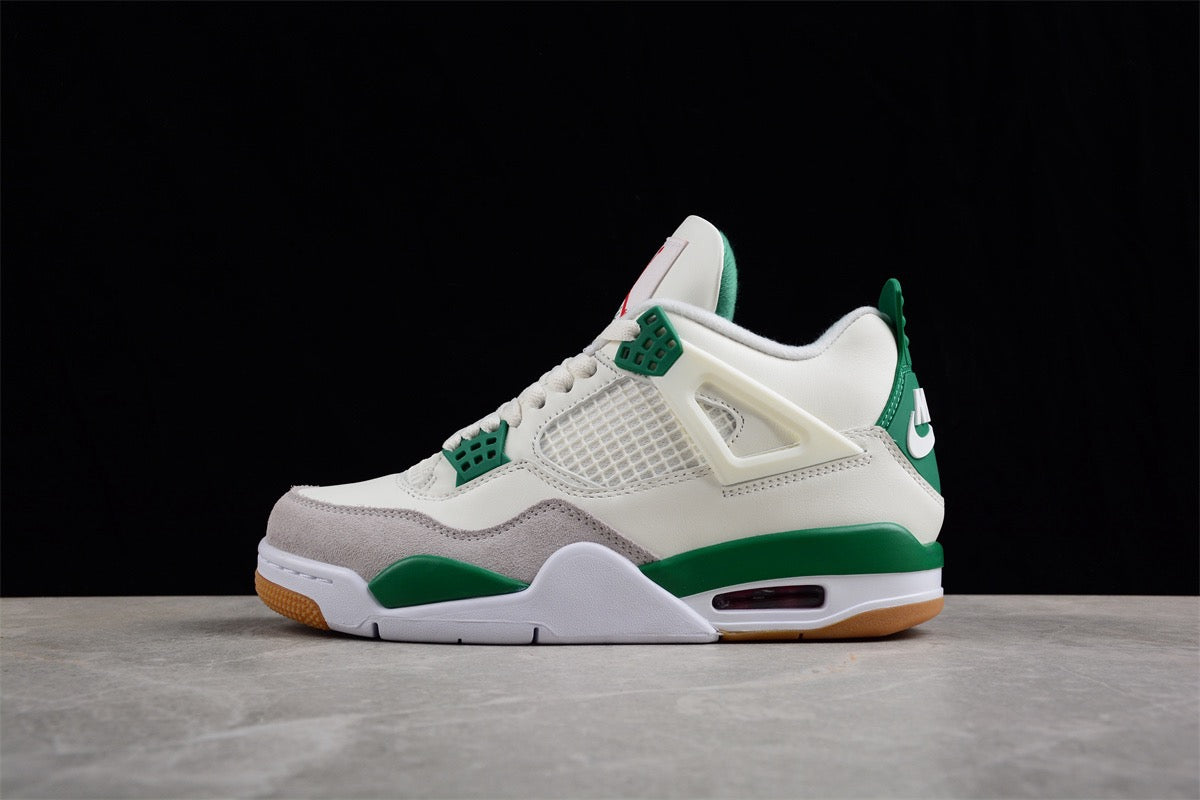 Air Jordan 4 Pine Green