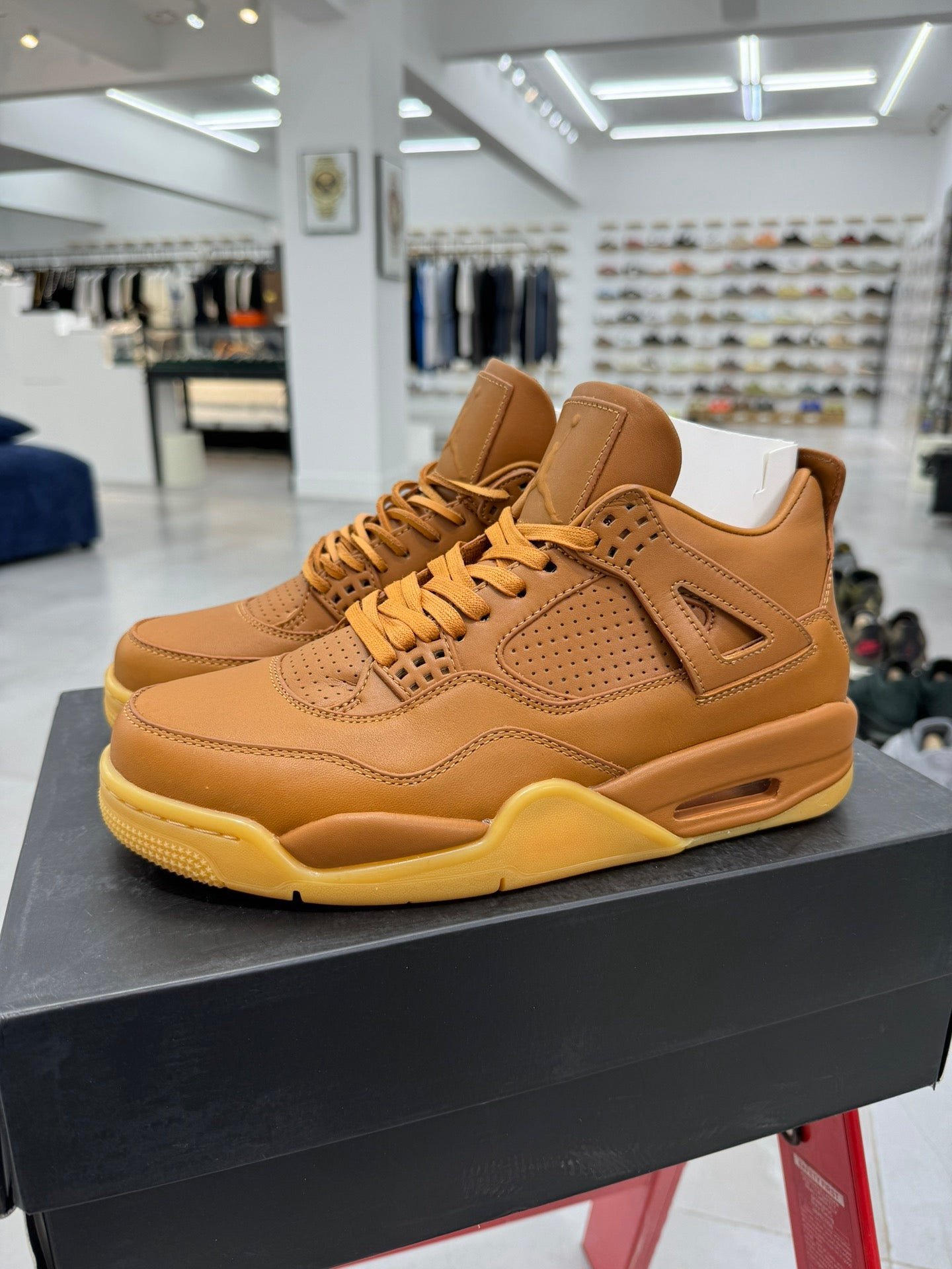 Air Jordan 4 Premium Ginger