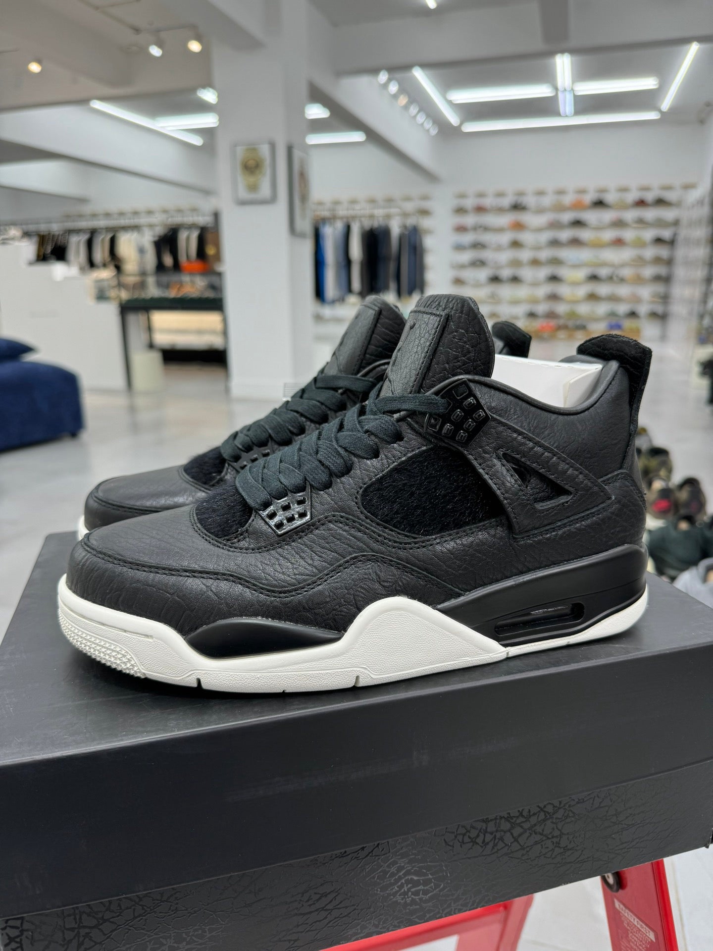 Air Jordan 4 Premium Pinnacle